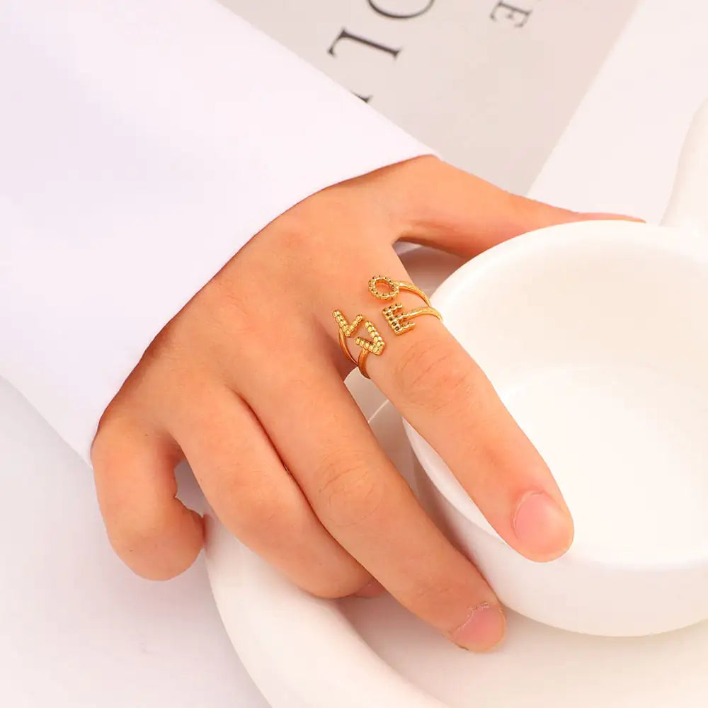 LOVE Ring